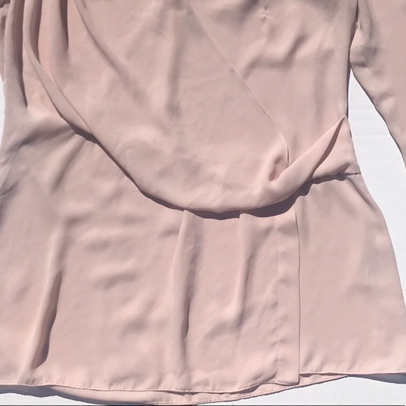 Tahari Arthur Levine Faux Wrap Lt Peach Top - Picture 4 of 14
